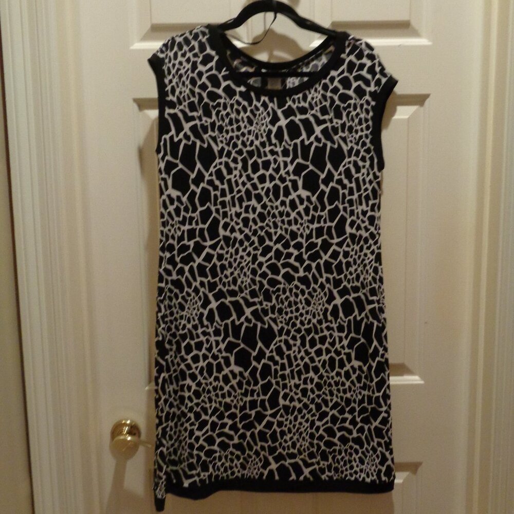 J.B.S. Ltd. black and white sleeveless dress in size 14